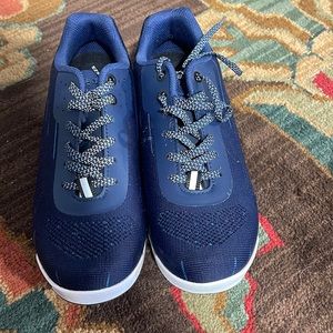 NWOT Louis Garneau navy cycling shoes